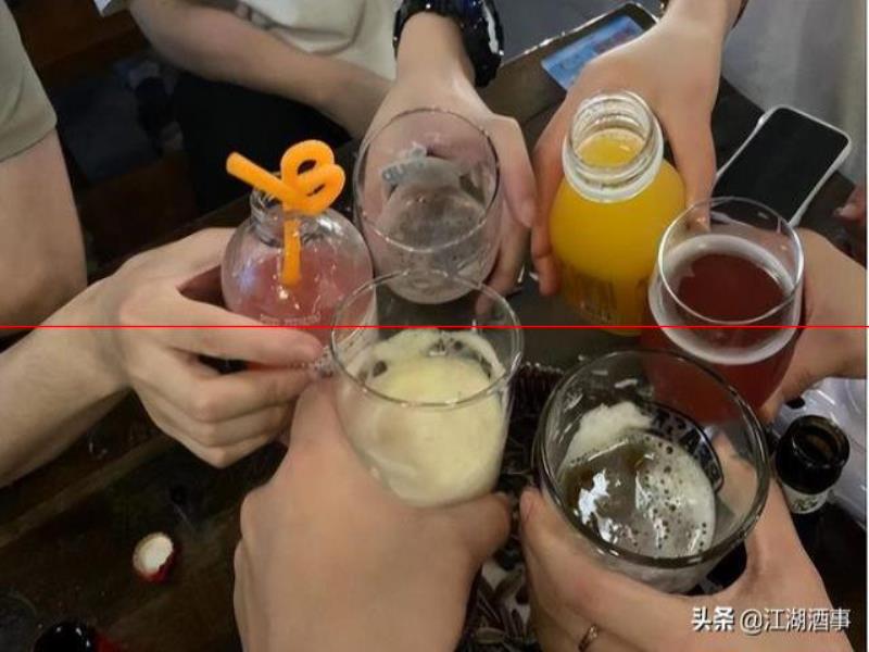 外國人非精釀啤酒不喝，為何中國人卻不喝精釀，寧原喝工業(yè)啤酒？